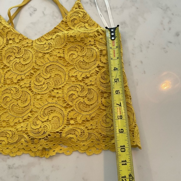 JOA lace tank crop top - Picture 5 of 8